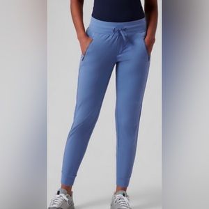Athleta Trekkie North Jogger Size 10